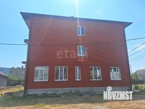 Дом 955м&sup2;, 3-этажный, участок 6 сот.  