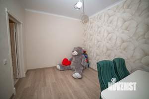 Дом 304м², 2-этажный, участок 4 сот.  