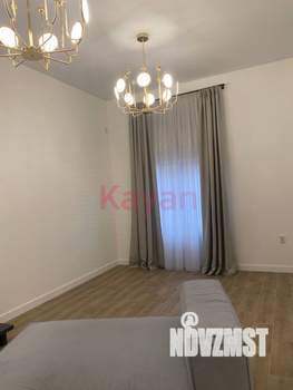 Дом 234м&sup2;, 2-этажный, участок 4 сот.  