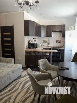 Дом 179м&sup2;, 2-этажный, участок 3 сот.  