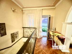Коттедж 224м², 2-этажный, участок 5 сот.  