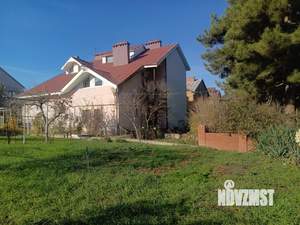 Коттедж 500м&sup2;, 2-этажный, участок 5 сот.  