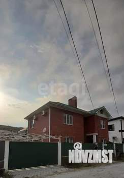 Дом 135м&sup2;, 2-этажный, участок 6 сот.  