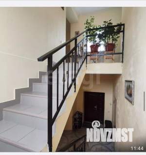 Дом 177м&sup2;, 2-этажный, участок 4 сот.  