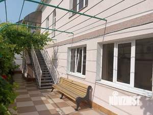 Дом 359м&sup2;, 2-этажный, участок 9 сот.  