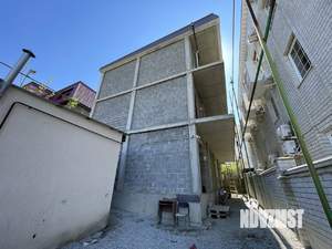 Дом 350м&sup2;, 3-этажный, участок 3 сот.  