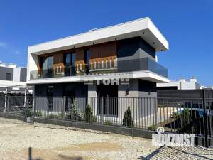 Коттедж 262м&sup2;, 2-этажный, участок 5 сот.  