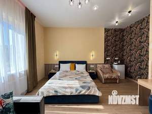 Дом 600м&sup2;, 3-этажный, участок 5 сот.  