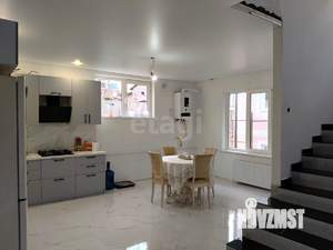 Дом 200м&sup2;, 2-этажный, участок 4 сот.  