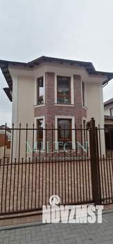 Коттедж 165м², 2-этажный, участок 3 сот.  
