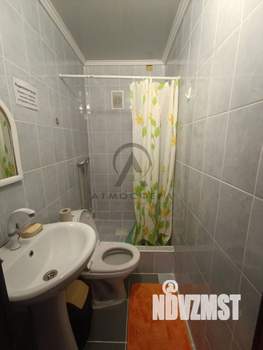 Дом 238м&sup2;, 2-этажный, участок 5 сот.  