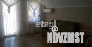 Дом 320м², 2-этажный, участок 6 сот.  