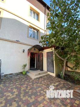 Дом 372м&sup2;, 4-этажный, участок 4 сот.  