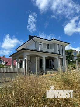 Дом 172м&sup2;, 2-этажный, участок 3 сот.  