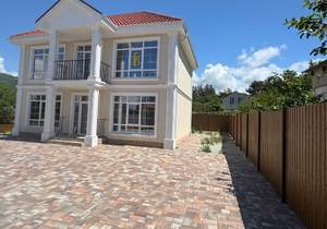 Дом 168м&sup2;, 2-этажный, участок 8 сот.  