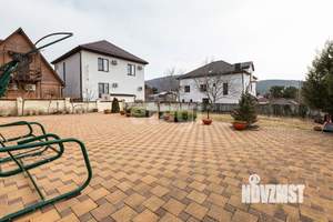 Дом 381м&sup2;, 3-этажный, участок 13 сот.  