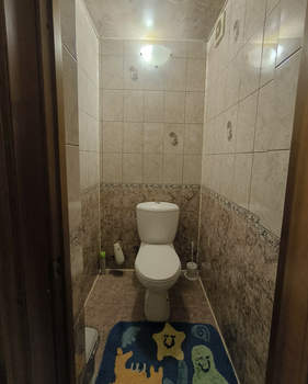 Дом 250м&sup2;, 3-этажный, участок 14 сот.  