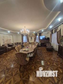 Дом 176м&sup2;, 2-этажный, участок 4 сот.  