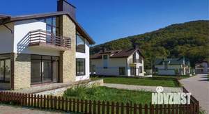 Дом 165м&sup2;, 2-этажный, участок 6 сот.  