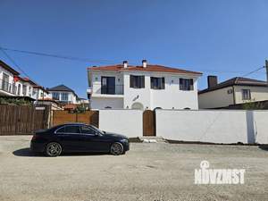 Дом 153м², 2-этажный, участок 3 сот.  