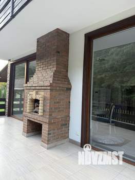 Дом 172м&sup2;, 2-этажный, участок 9 сот.  