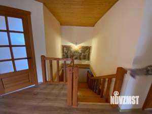 Дом 203м&sup2;, 2-этажный, участок 8 сот.  