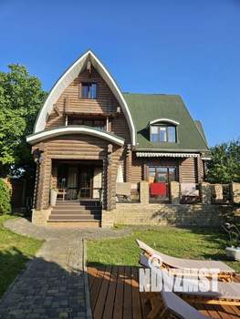 Дом 256м&sup2;, 3-этажный, участок 13 сот.  