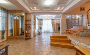 Дом 255м², 2-этажный, участок 9 сот.  