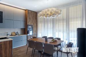 Коттедж 185м², 2-этажный, участок 5 сот.  