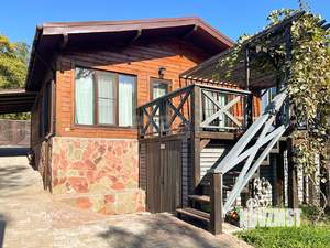 Дом 100м&sup2;, 1-этажный, участок 6 сот.  