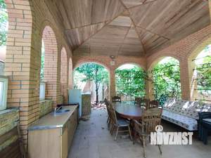 Дом 256м&sup2;, 2-этажный, участок 5 сот.  