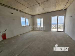 Дом 258м², 3-этажный, участок 5 сот.  