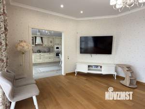 Дом 179м&sup2;, 2-этажный, участок 4 сот.  