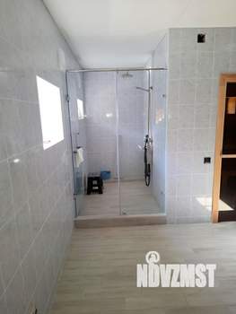 Коттедж 225м&sup2;, 3-этажный, участок 7 сот.  