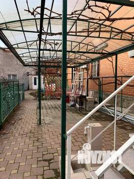 Дом 263м&sup2;, 3-этажный, участок 3 сот.  