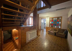 Дом 287м&sup2;, 2-этажный, участок 5 сот.  