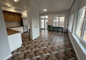 Дом 171м², 3-этажный, участок 2 сот.  