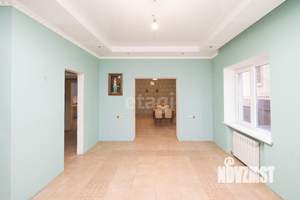 Дом 400м&sup2;, 2-этажный, участок 5 сот.  