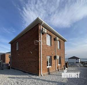 Дом 240м&sup2;, 2-этажный, участок 4 сот.  