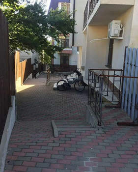 Дом 130м², 3-этажный, участок 1 сот.  