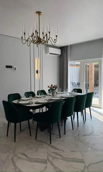 Дом 267м&sup2;, 3-этажный, участок 4 сот.  