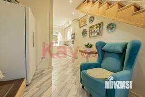 Дом 232м&sup2;, 3-этажный, участок 4 сот.  