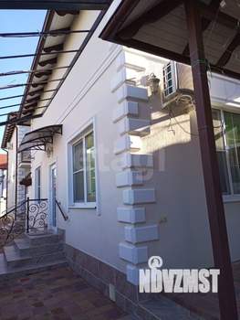 Дом 227м&sup2;, 2-этажный, участок 3 сот.  