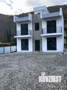 Дом 120м&sup2;, 2-этажный, участок 6 сот.  