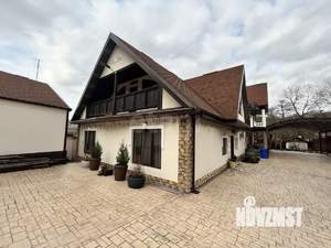 Дом 350м², 2-этажный, участок 14 сот.  