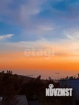 Дом 94м&sup2;, 2-этажный, участок 4 сот.  