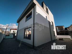 Дом 322м&sup2;, 3-этажный, участок 4 сот.  