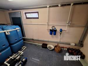 Дом 280м&sup2;, 3-этажный, участок 6 сот.  