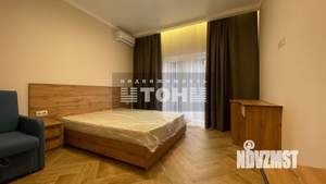 Коттедж 517м², 4-этажный, участок 2 сот.  