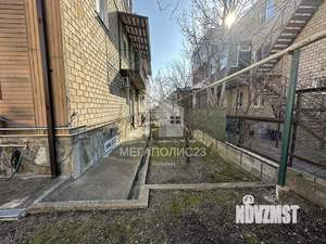 Дом 389м&sup2;, 3-этажный, участок 4 сот.  